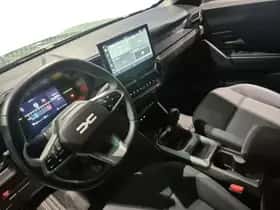 Dacia Duster (2025) thumbnail 12