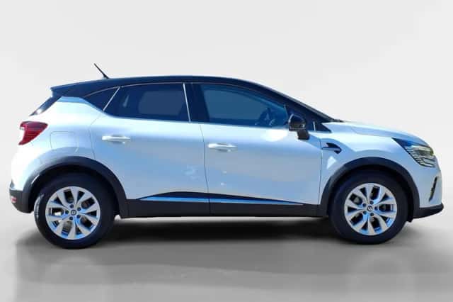 Renault Captur (2020) thumbnail 4