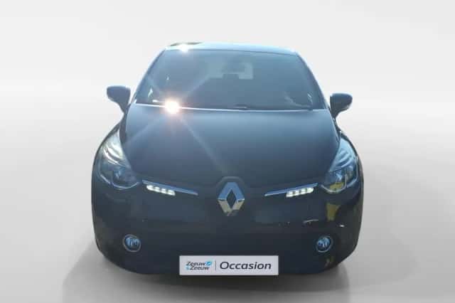 Renault Clio (2016) thumbnail 2