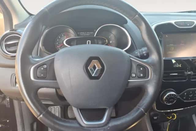 Renault Clio (2016) thumbnail 12
