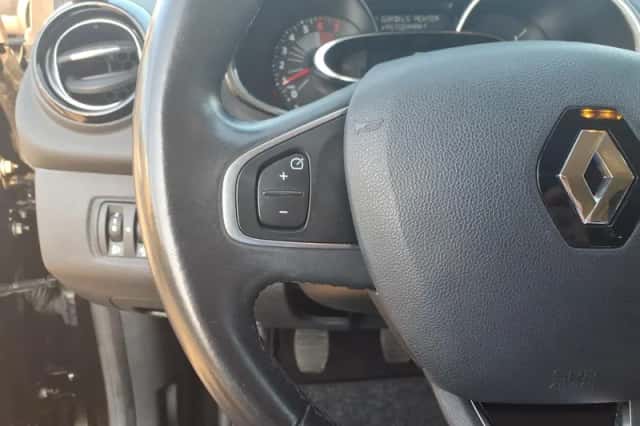 Renault Clio (2016) thumbnail 13