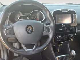 Renault Clio (2016) thumbnail 16