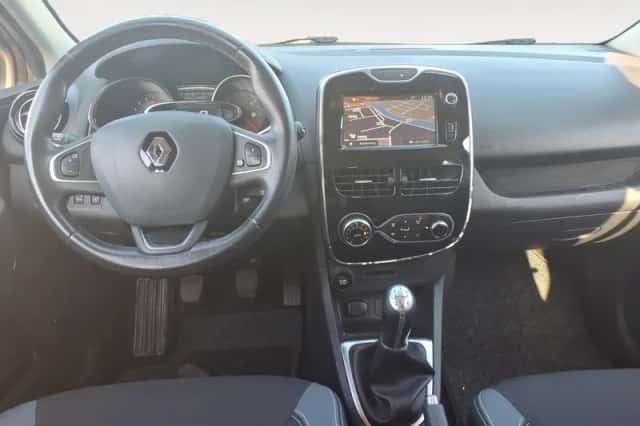 Renault Clio (2016) thumbnail 20