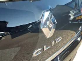 Renault Clio (2016) thumbnail 9