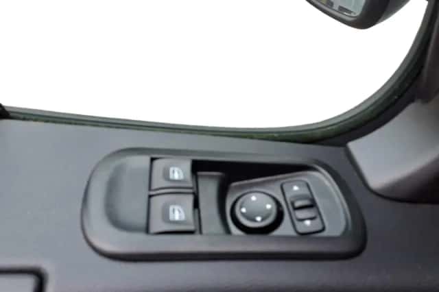 Renault Master (2024) thumbnail 15