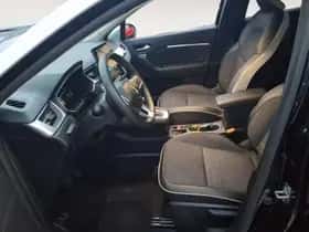 Renault Captur (2024) thumbnail 23