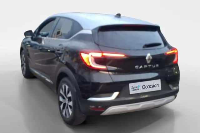 Renault Captur (2024) thumbnail 3