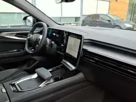 Renault Austral (2024) thumbnail 17
