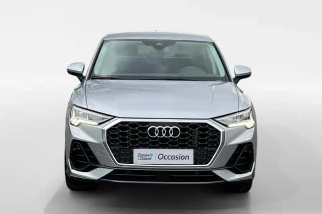 Audi Q3 (2021) thumbnail 2