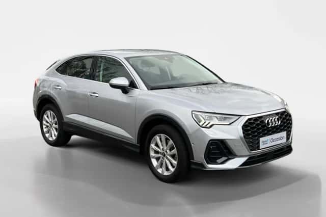 Audi Q3 (2021) thumbnail 3