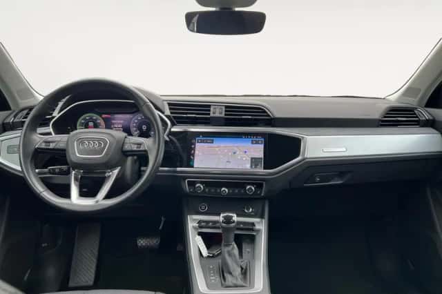 Audi Q3 (2021) thumbnail 22