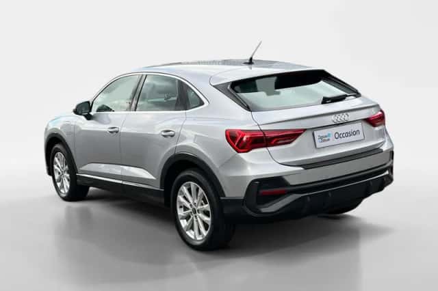 Audi Q3 (2021) thumbnail 4