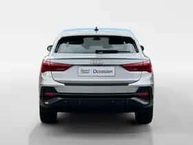 Audi Q3 (2021) thumbnail 5