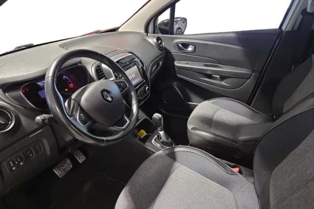 Renault Captur (2018) thumbnail 19