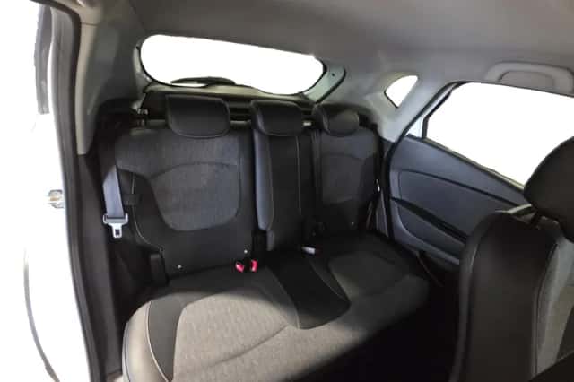 Renault Captur (2018) thumbnail 22