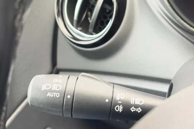 Renault Captur (2019) thumbnail 24