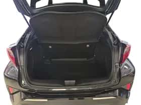 Toyota C-HR (2021) thumbnail 23