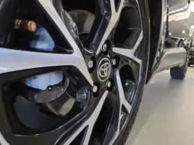 Toyota C-HR (2021) thumbnail 25