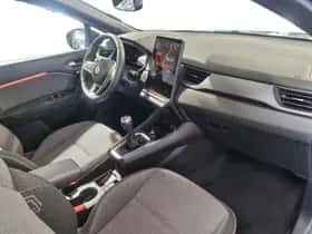 Renault Captur (2024) thumbnail 22