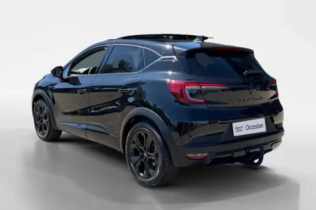 Renault Captur (2023) thumbnail 6