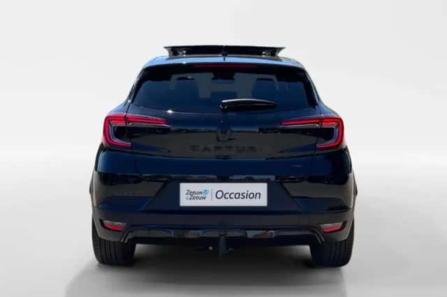 Renault Captur (2023) thumbnail 7