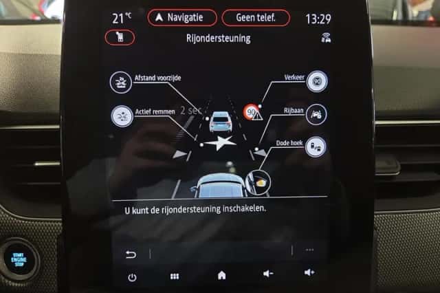 Renault Arkana (2022) thumbnail 14