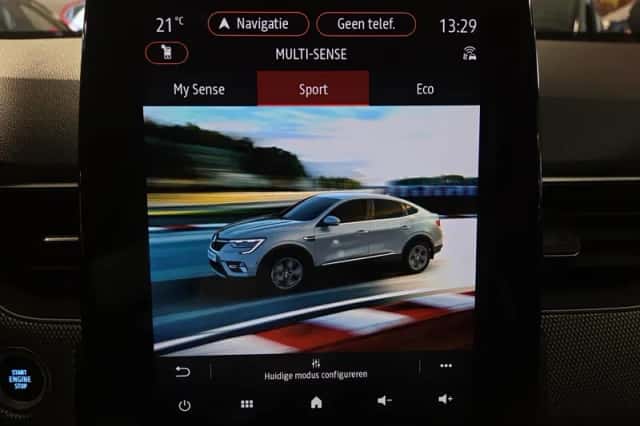 Renault Arkana (2022) thumbnail 16