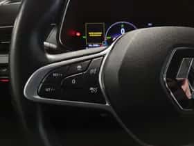 Renault Arkana (2022) thumbnail 9
