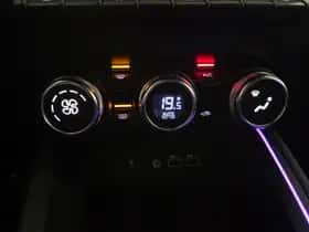 Renault Clio (2024) thumbnail 12