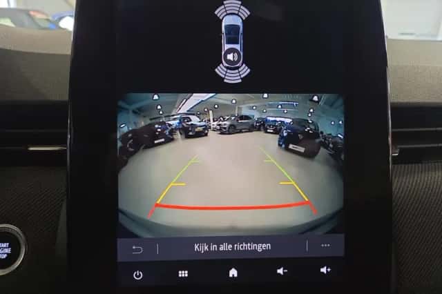 Renault Clio (2024) thumbnail 13