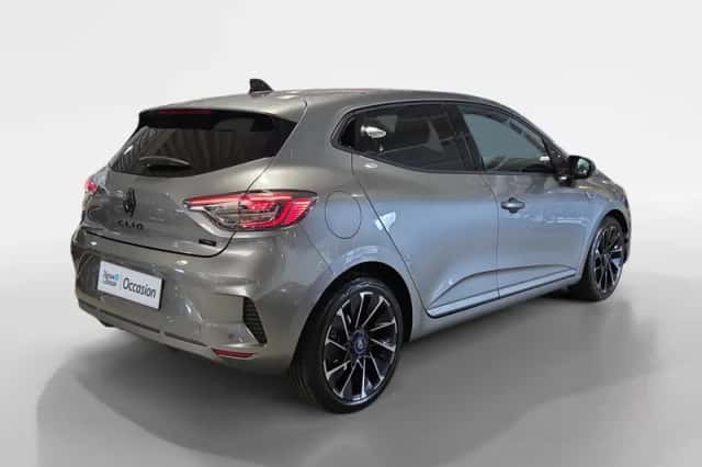 Renault Clio (2024) thumbnail 4