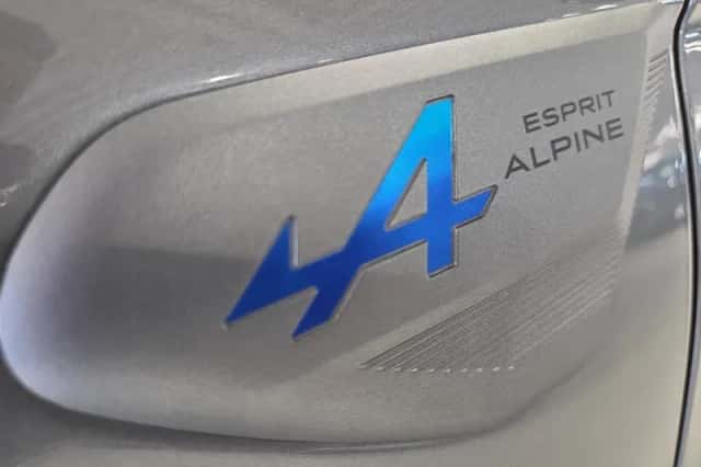 Renault Clio (2024) thumbnail 7