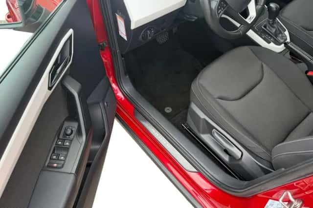 SEAT Arona (2020) thumbnail 11