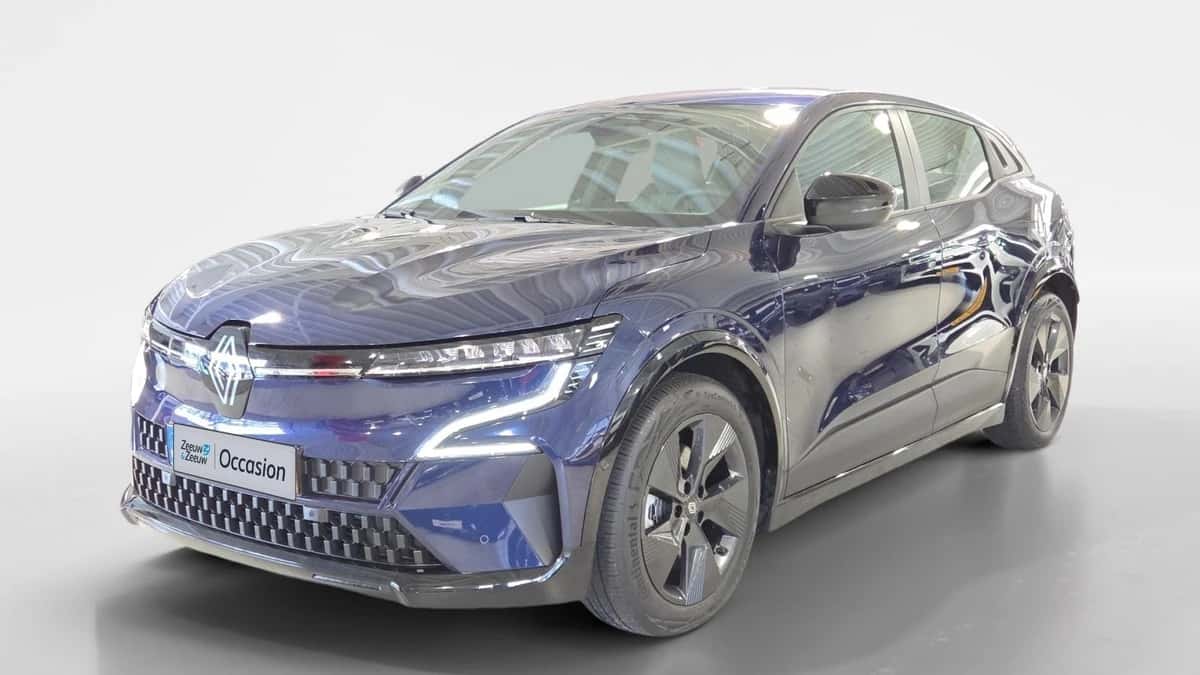 Renault Mégane E-Tech (2025) — foto 1