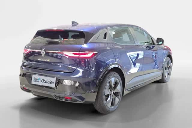 Renault Mégane E-Tech (2025) thumbnail 4