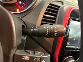 Renault Captur (2017) thumbnail 22