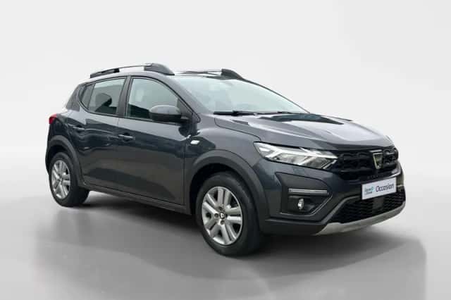 Dacia Sandero Stepway (2021) thumbnail 3