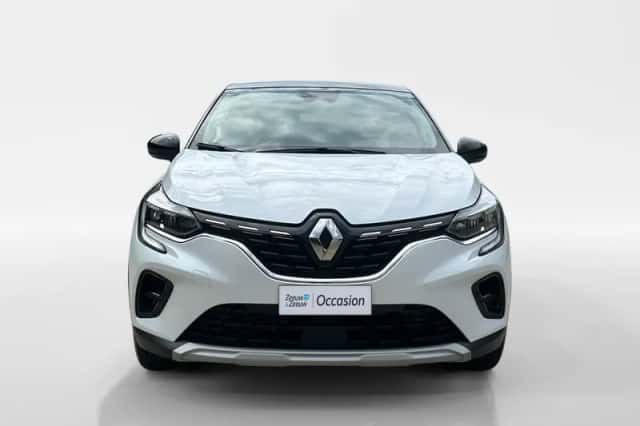 Renault Captur (2023) thumbnail 2