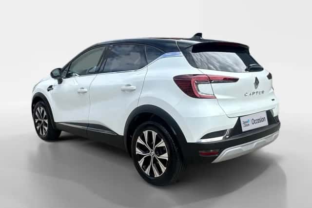 Renault Captur (2023) thumbnail 5