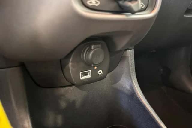 Peugeot 108 (2019) thumbnail 24