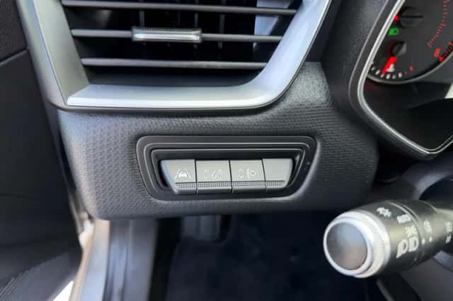 Renault Clio (2020) thumbnail 13