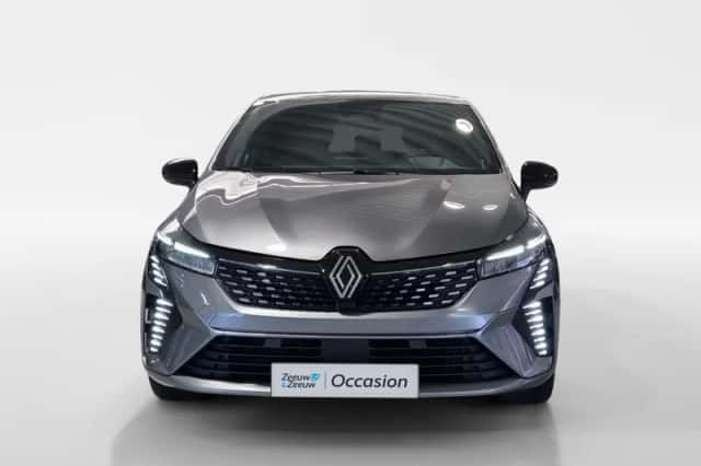 Renault Clio (2025) thumbnail 2