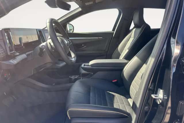 Renault Mégane E-Tech (2025) thumbnail 12