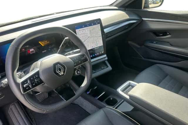 Renault Mégane E-Tech (2025) thumbnail 13