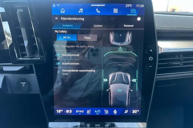 Renault Mégane E-Tech (2025) thumbnail 28