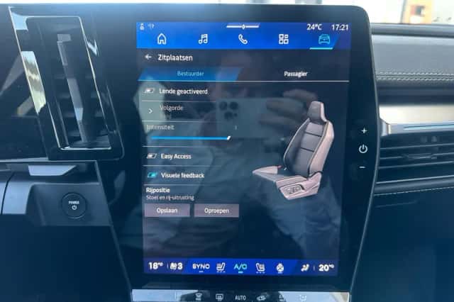 Renault Mégane E-Tech (2025) thumbnail 30
