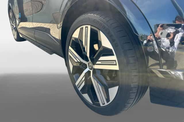 Renault Mégane E-Tech (2025) thumbnail 9