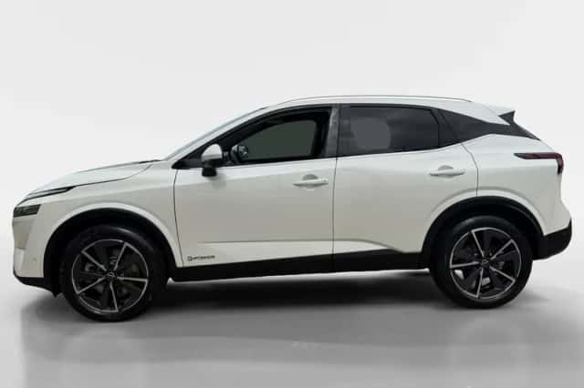 Nissan Qashqai (2022) thumbnail 4