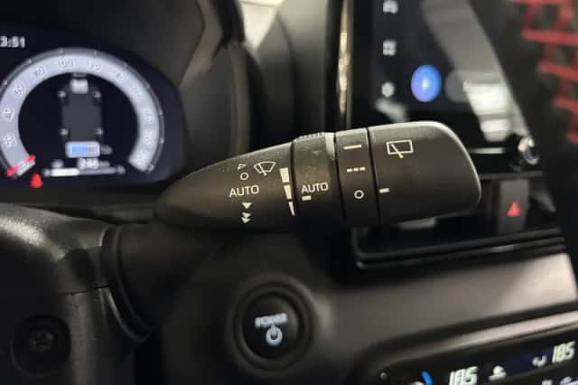 Toyota Yaris (2025) thumbnail 23