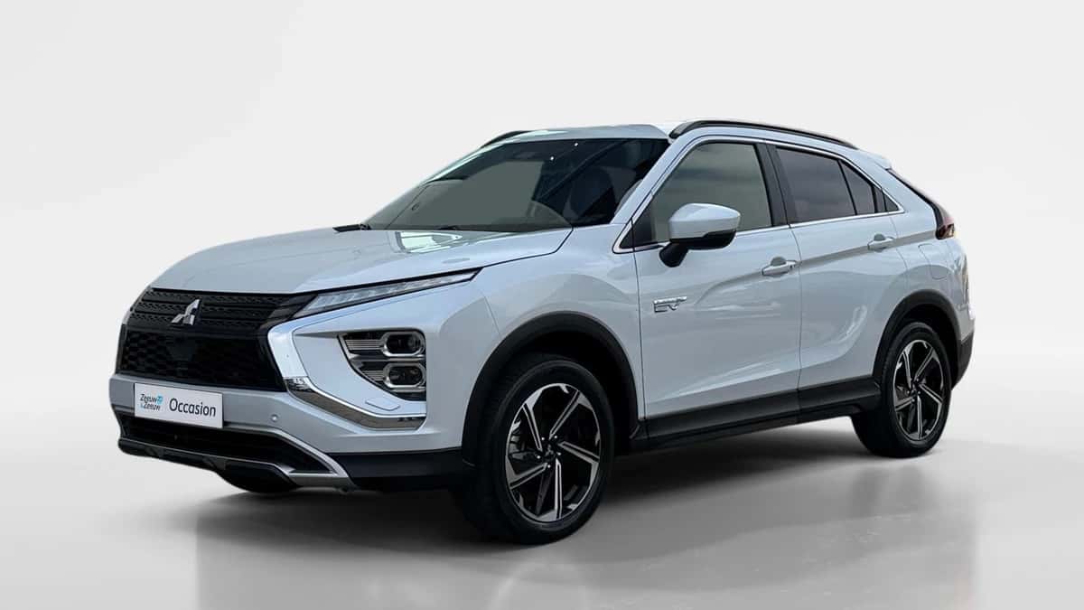 Mitsubishi Eclipse Cross (2022) — foto 1